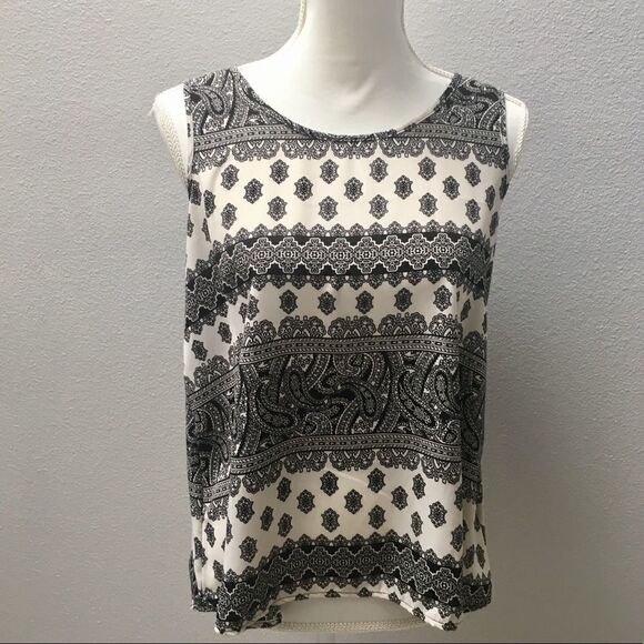 Pink Rose Large Black and White Tank - Picture 1 of 7